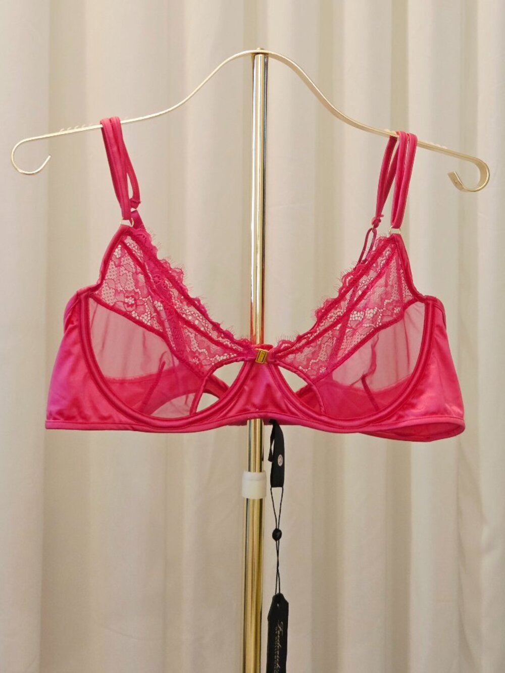 Frederick's of Hollywood Bright Pink Openable Cup Bra XXXL NWT